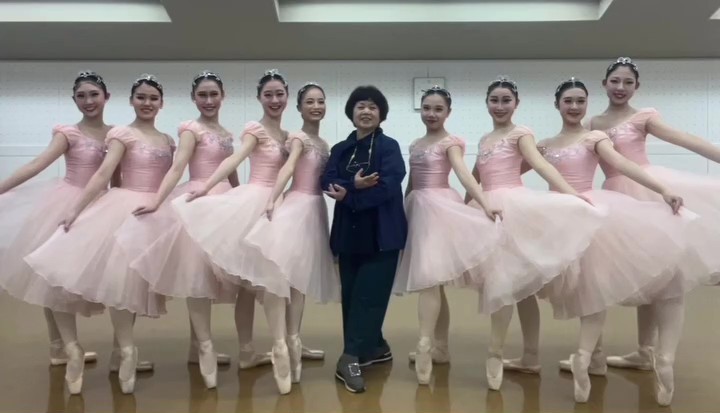 バレエ教室　宝塚南口　スズキ・バレエアート・スタジオ　宝塚音楽学校　宝塚受験